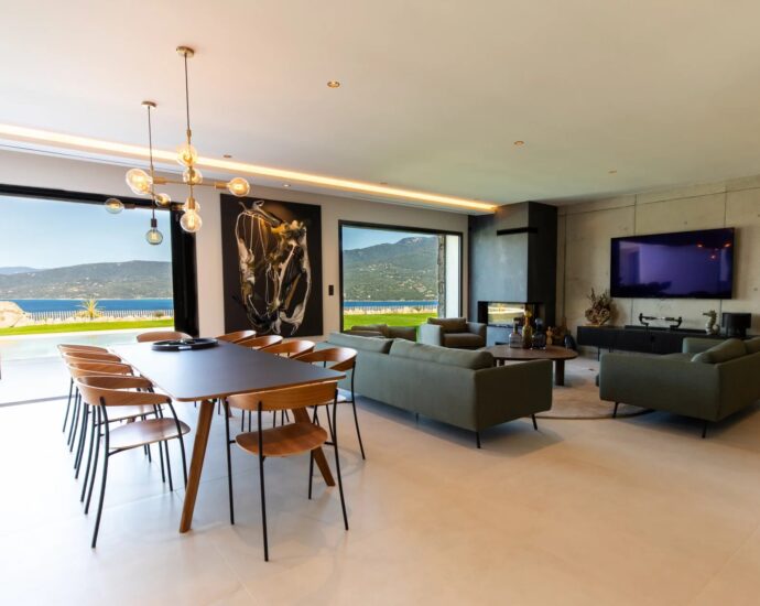 Propriano, 5 chambres, vue mer panoramique, piscine, proche plage