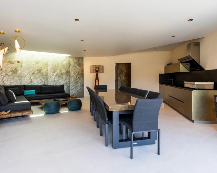 Propriano, 5 chambres, vue mer panoramique, piscine, proche plage