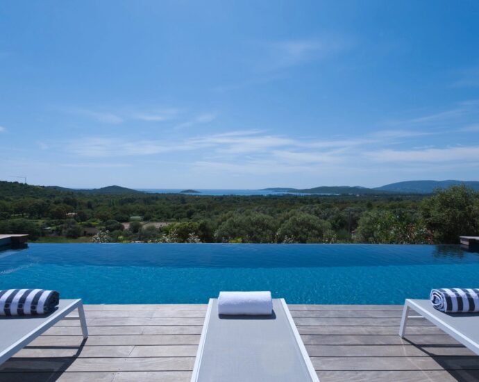 Porto Vecchio, Saint Cyprien, Villa 4 chambres, vue mer et piscine,