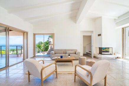 Corbara, Marine de Davia, 6 bedroom villa, swimming pool, panoramic sea view, walking distance to the beach