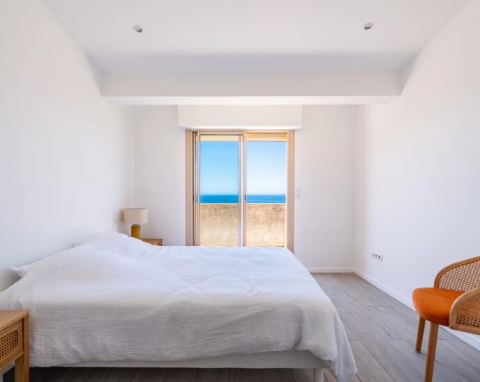 Corbara, Marine de Davia, villa 6 chambres, piscine, vue mer panoramique, plage à pied