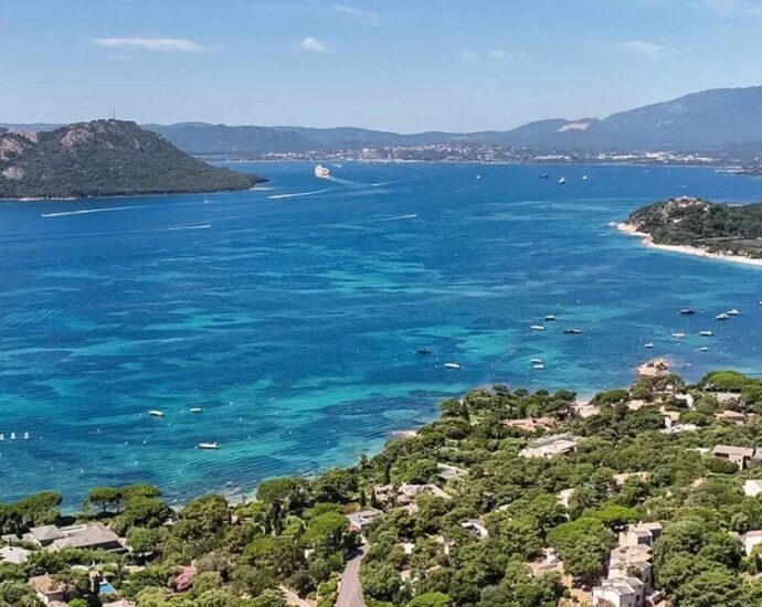 Porto-Vecchio, Domaine de Cala Rossa, villa 5 chambres, piscine, plage à pied