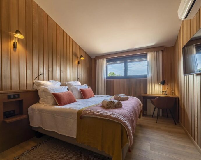 Arasu, Chalet 2 chambres, piscine, vue mer, proche plage