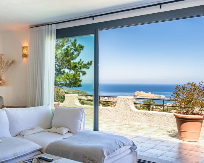 Monticello, villa 5 chambres, piscine, vue mer panoramique, proche plage