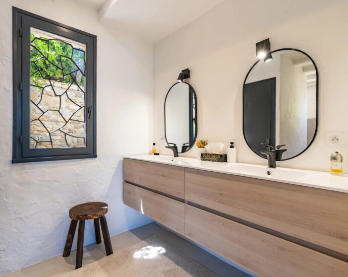 Monticello, villa 5 chambres, piscine, vue mer panoramique, proche plage