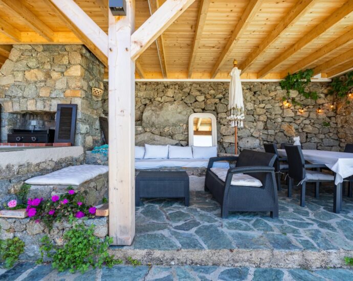 Monticello, villa 5 chambres, piscine, vue mer panoramique, proche plage