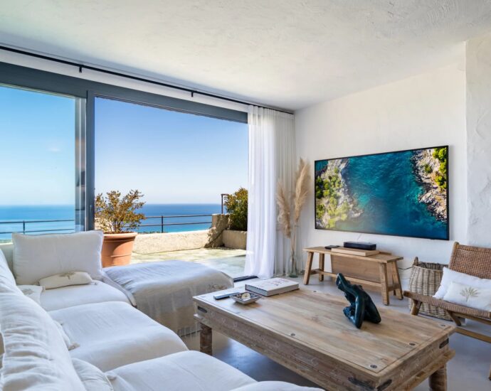 Monticello, villa 5 chambres, piscine, vue mer panoramique, proche plage