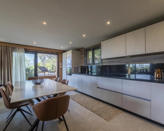 Arasu, Chalet 2 chambres, piscine, vue mer, proche plage