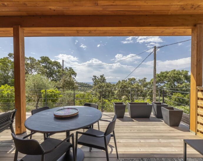 Arasu, Chalet 2 chambres, piscine, vue mer, proche plage