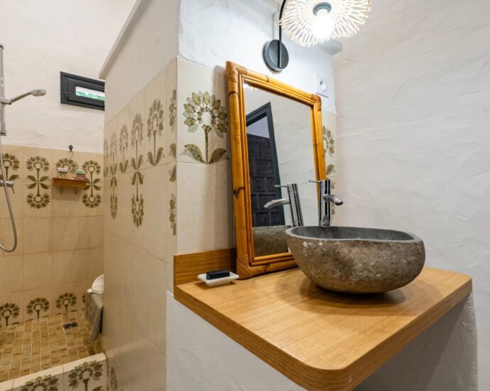 Monticello, villa 5 chambres, piscine, vue mer panoramique, proche plage