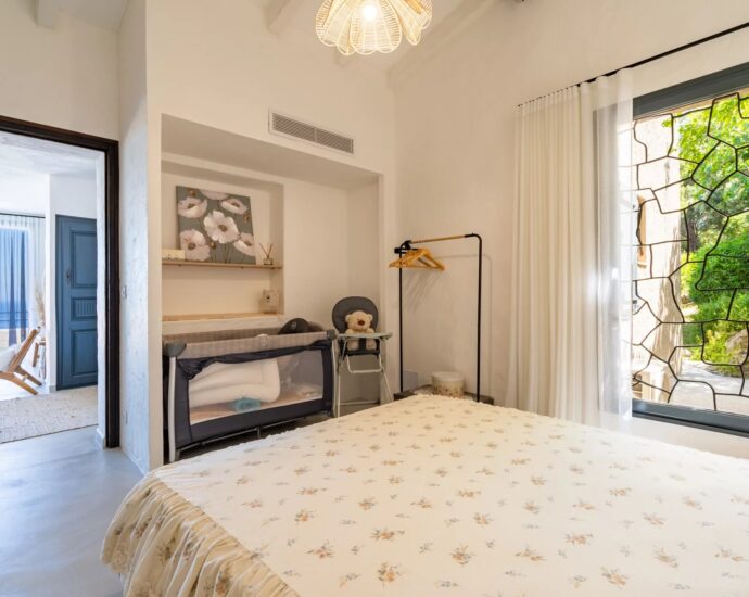 Monticello, villa 5 chambres, piscine, vue mer panoramique, proche plage