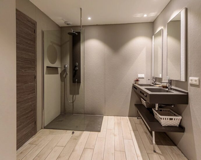 Lecci , Cala Rossa, Villa de 3 chambres avec piscine chauffée et plage à pieds