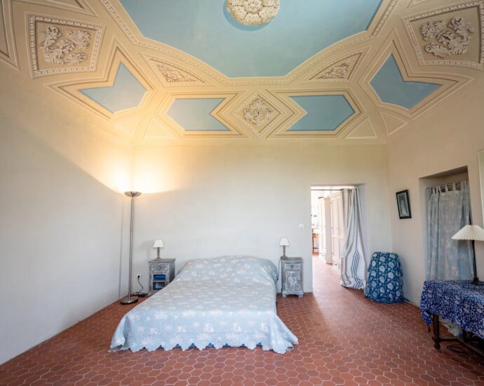 Demeure de Maître dominant la vallée du Nebbiu et le golfe de Saint-Florent