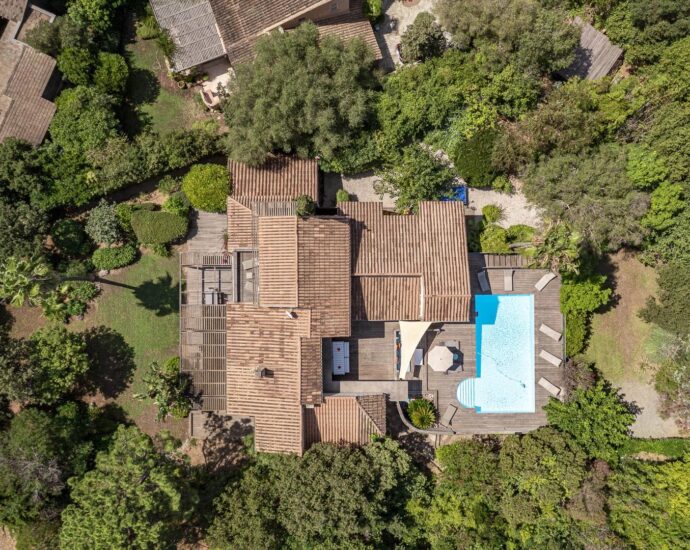 Porto-Vecchio, Domaine de Cala Rossa, villa 7 chambres, piscine, plage à pied