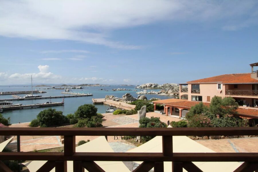 Cavallo Island – Apartment with hotel services – Panoramic view – Up to 4 people