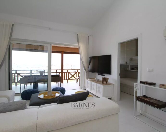 Cavallo Island – Apartment with hotel services – Panoramic view – Up to 4 people