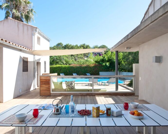 Porto-Vecchio, Domaine de Cala Rossa, villa 7 chambres, piscine, plage à pied