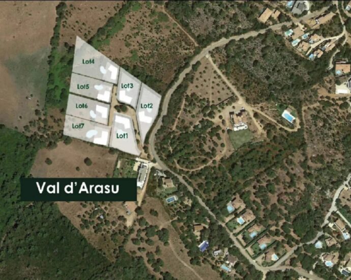 Sainte-Lucie de Porto-Vecchio, Arasu, terrain viabilisé, permis de construire, à proximité des plages