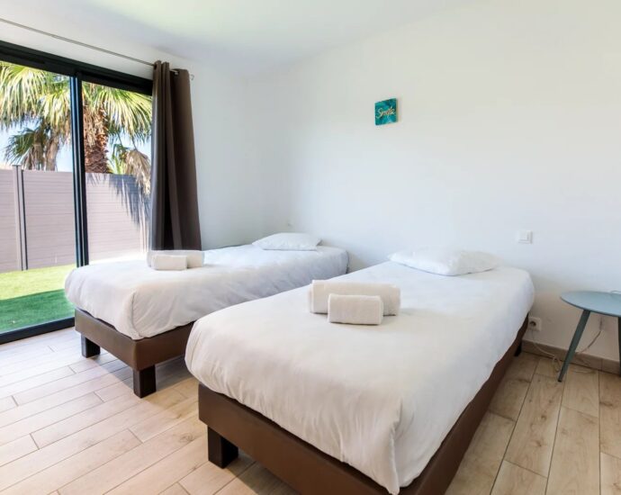 Southern Corsica – Cala Rossa – 4-bedroom Villa with Pool and Beach 300 meters away