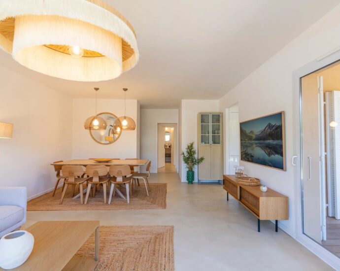 Marina Rossa, 4-bedroom villa, swimming pool, walking distance to the beach.