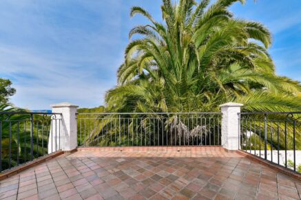 Exclusive, Pietrosella, Isolella Peninsula, Beach Villa Within Walking Distance, 7 Bedrooms, Sea View