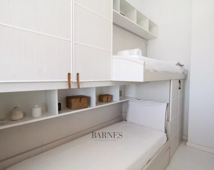 Cavallo Island – Apartment with hotel services – Panoramic view – Up to 4 people