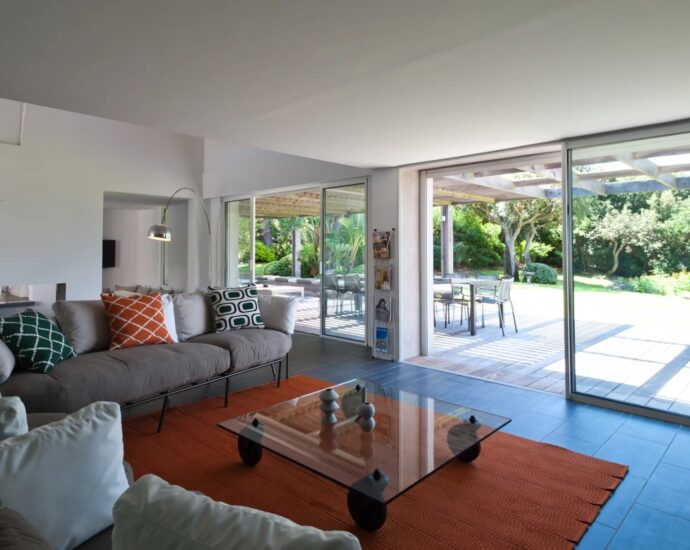 Porto-Vecchio, Domaine de Cala Rossa, villa 7 chambres, piscine, plage à pied