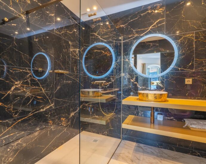 Calvi, appartement d&rsquo;exception, 3 chambres, vue mer panoramique