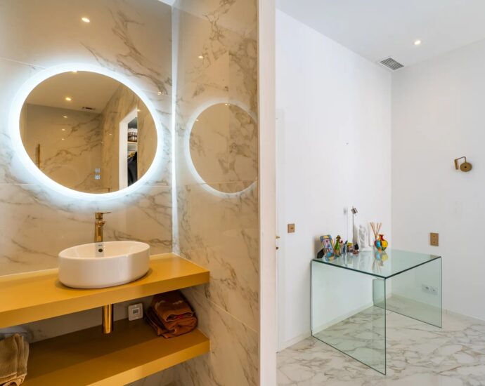 Calvi, appartement d&rsquo;exception, 3 chambres, vue mer panoramique