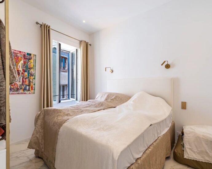 Calvi, appartement d&rsquo;exception, 3 chambres, vue mer panoramique