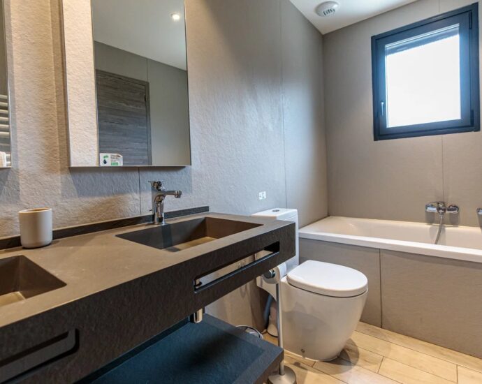 Southern Corsica – Cala Rossa – 4-bedroom Villa with Pool and Beach 300 meters away