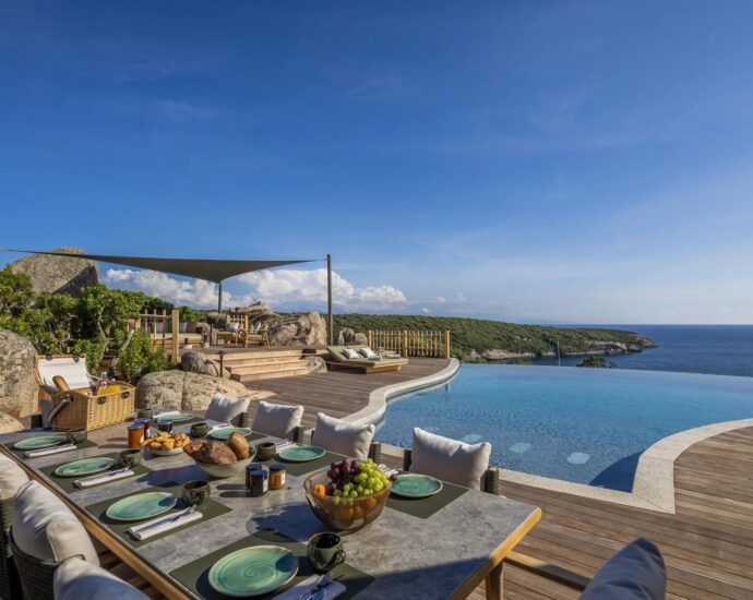 Bonifacio, 4 Chambres, Piscine, Pied dans l&rsquo;eau, Vue mer Panoramique