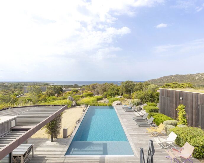 Exclusive, Pianottoli-Caldarello,  Architect-Designed Villa, 5 Bedrooms, Infinity Pool, Sea View , Near Chevano Beach