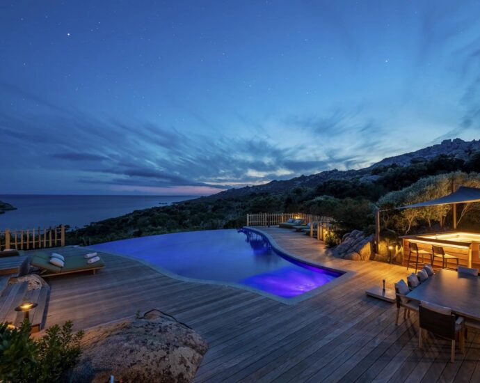 Bonifacio, 4 Chambres, Piscine, Pied dans l&rsquo;eau, Vue mer Panoramique