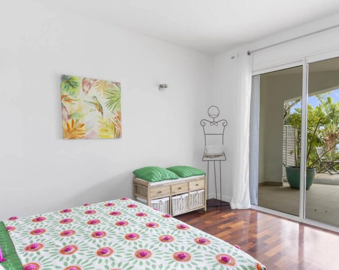 Porto-Vecchio, 6 Bedrooms, Swimming pool, Panoramic sea view, Close to the beach