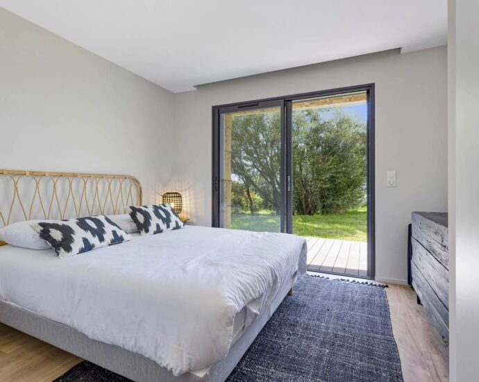 Lecci – Villa T6,  garage, piscine, avec vue mer panoramique