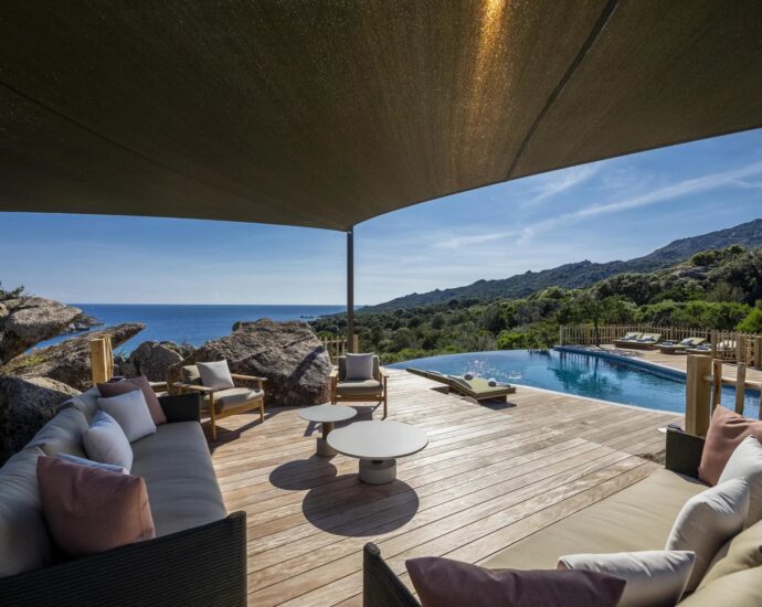 Bonifacio, 4 Chambres, Piscine, Pied dans l&rsquo;eau, Vue mer Panoramique