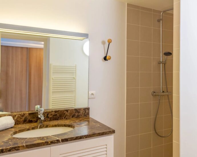 Calvi, villa, 5 bedroom, panoramic sea view, heated pool, close to beaches