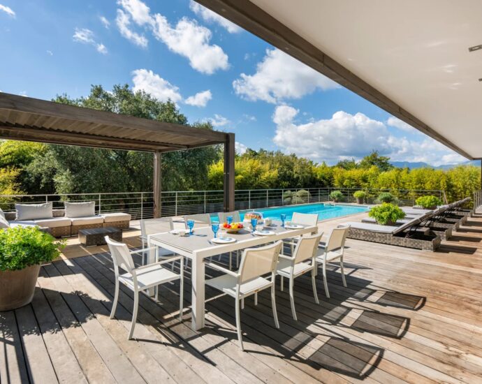 Porto Vecchio, Cala Rossa, Villa A Maredda, 5 chambres, piscine et plage à pied