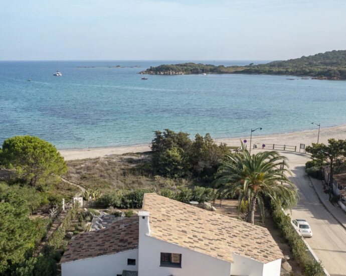Saint-Cyprien, villa 5 chambres, piscine, pied dans l&rsquo;eau