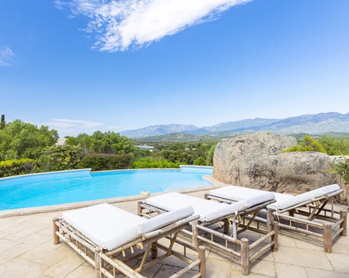 Porto-Vecchio, Domaine de Cala Rossa, villa 5 chambres, piscine et plage à pied