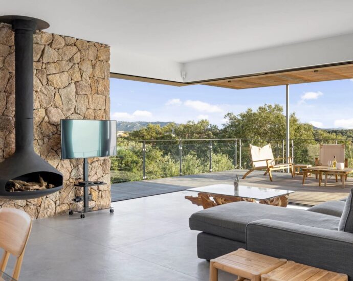 Pianottoli-Caldarello, Villa 6 chambres, piscine, vue mer, proche plage