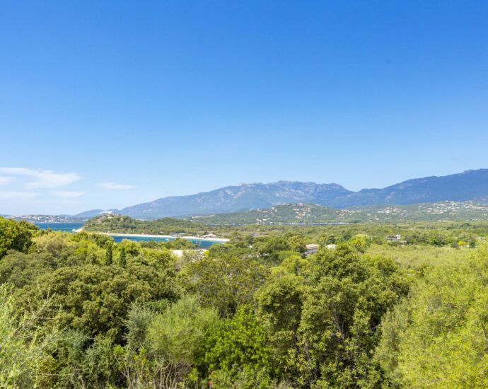 Porto-Vecchio, Domaine de Cala Rossa, villa 5 chambres, piscine et plage à pied