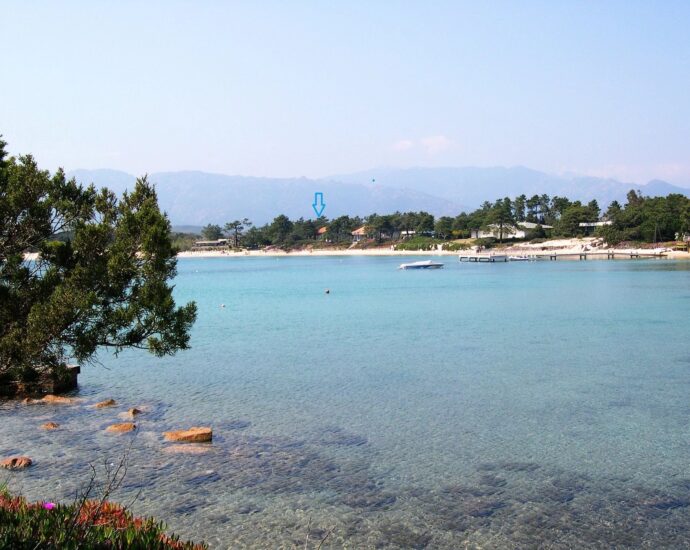 Porto-Vecchio, Cala Rossa, Domaine privé, pied dans l&rsquo;eau, 2 chambres, vue mer