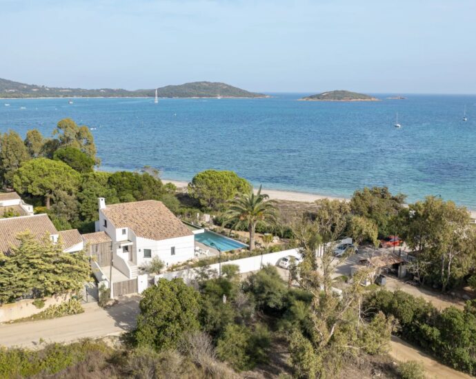 Saint-Cyprien, villa 5 chambres, piscine, pied dans l&rsquo;eau