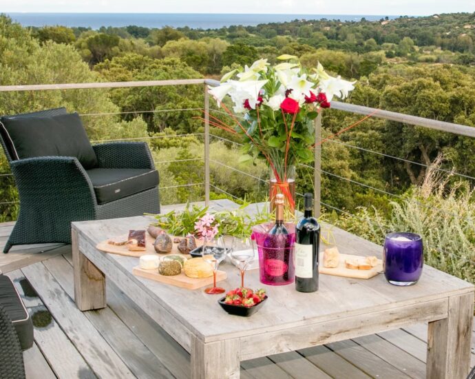 Exclusive, Sainte-Lucie de Porto-Vecchio, 5 Bedroom Villa Near Pinarello, Sea View, Pool