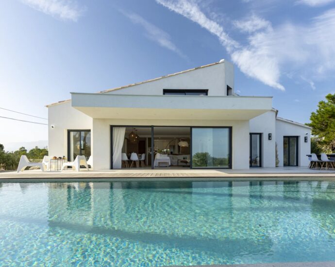 Saint-Cyprien, villa 5 chambres, piscine, pied dans l&rsquo;eau