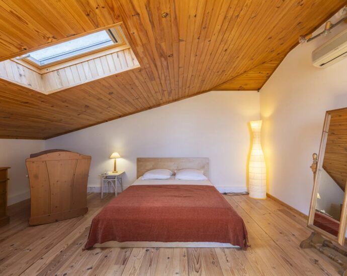 Porto-Vecchio, 3 villas, 7 bedrooms, swimming pool, sea and mountain views, near beach