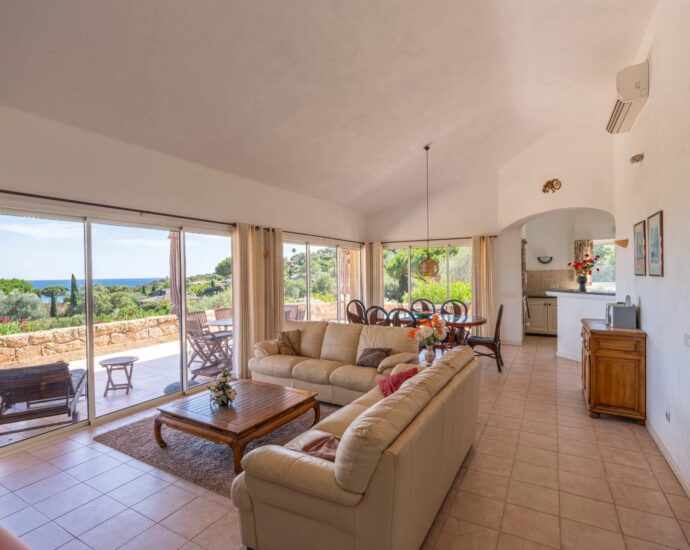 Exclusivité, Domaine de la Capicciola, Villa avec vue mer, 5 chambres, plage à pied