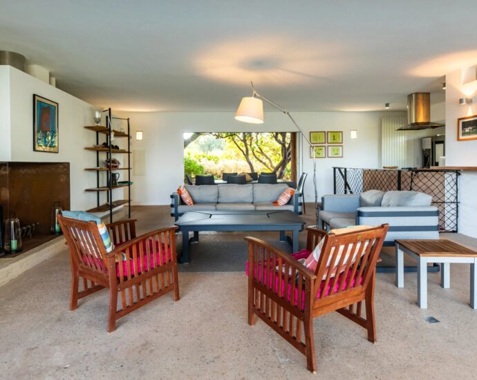 Pinarello, Villa 5 chambres, piscine, vue mer et montagnes